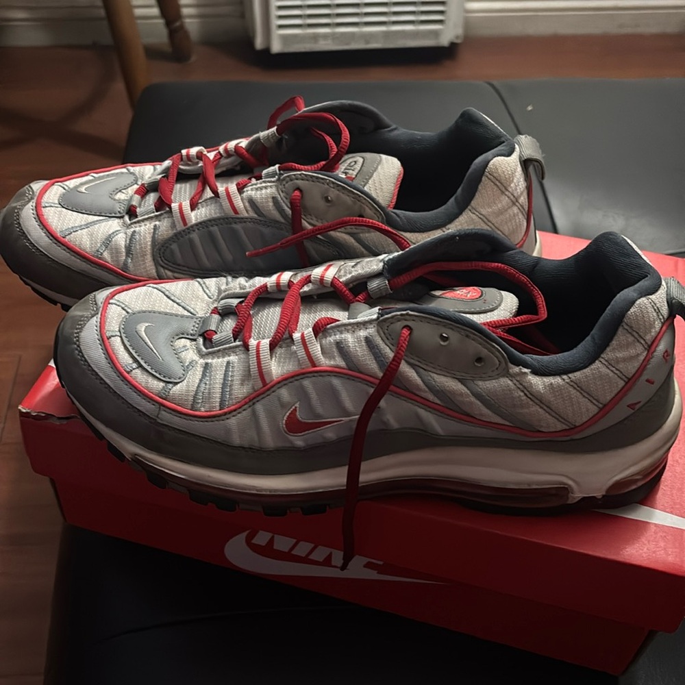 Nike sneakers ((air max))